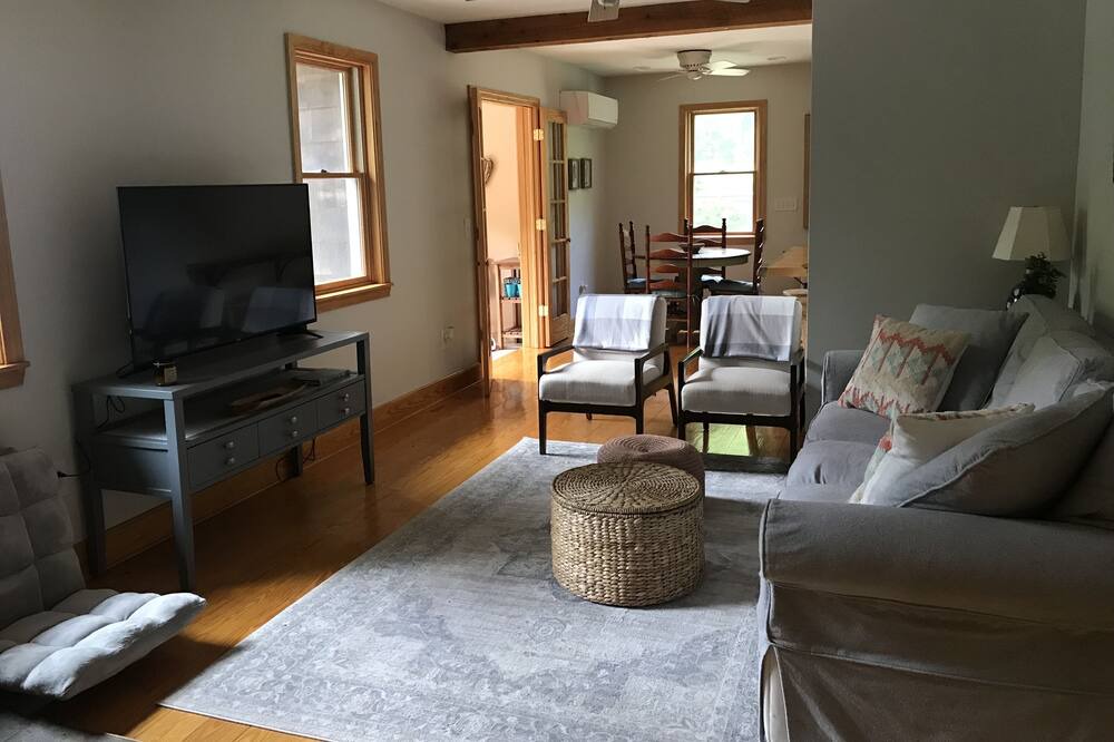Photo of Livingroom in Waterford