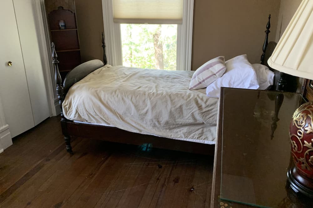 Photo of Bedroom in Bemus Point