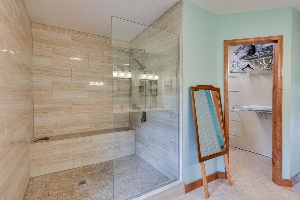 Photo of Bathroom in Bloomfield Township