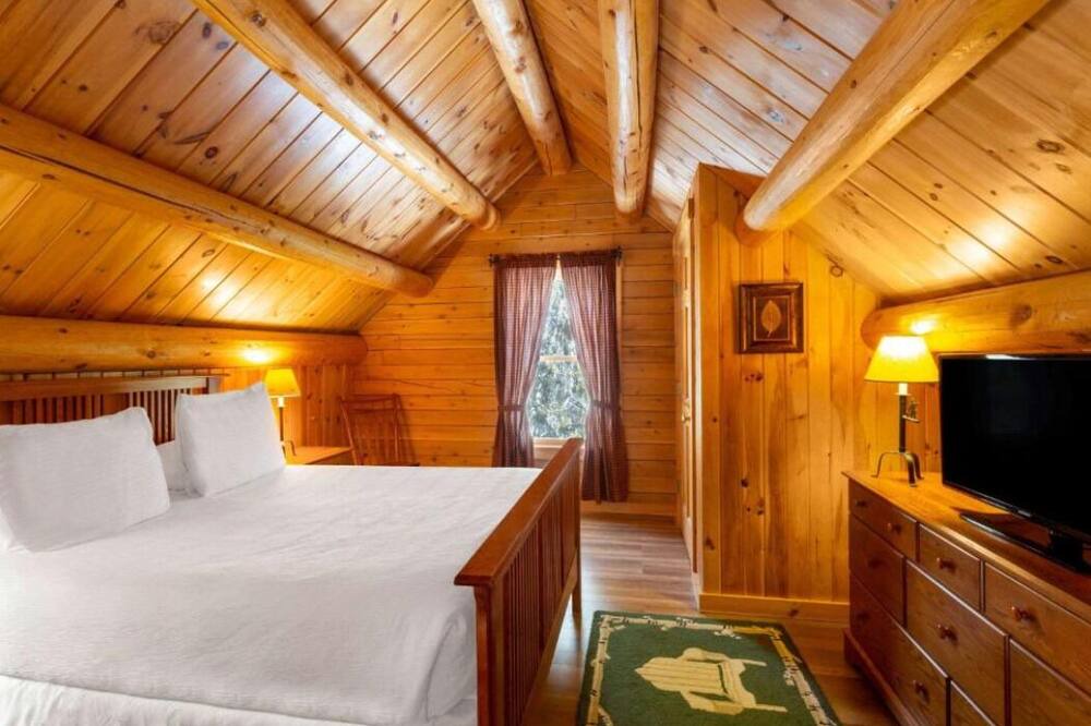 Photo of Bedroom in Rangeley