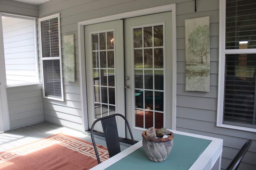 Photo of Outdoor in Darien