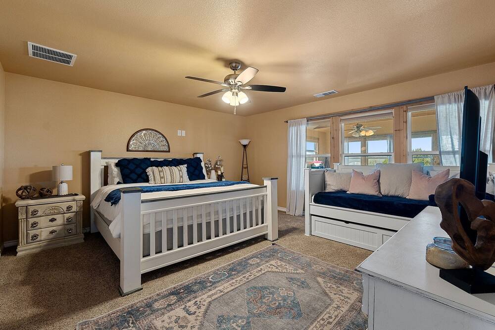 Photo of Bedroom in Weston