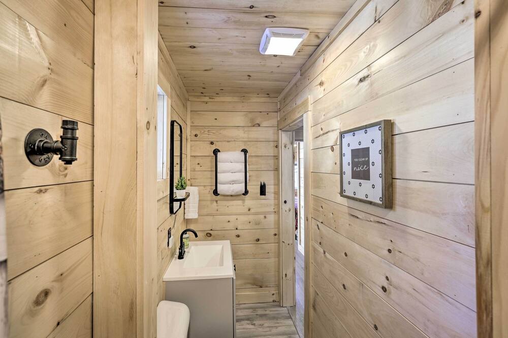 Photo of Bathroom in Northeast Somerset