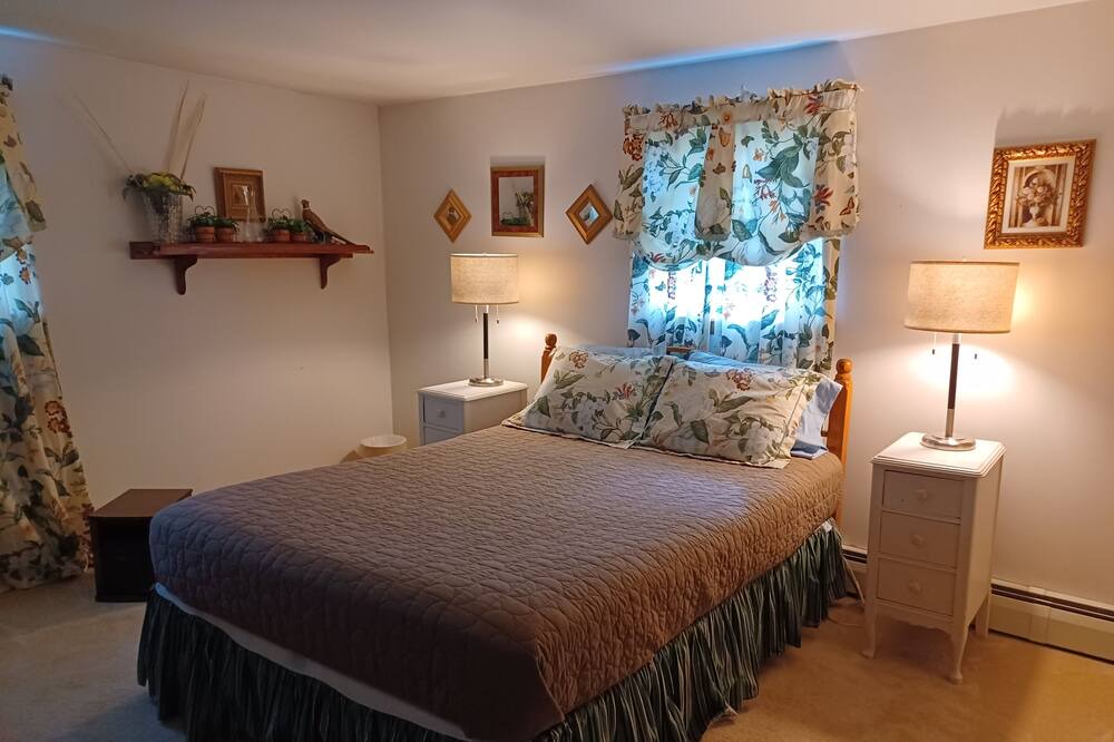 Photo of Bedroom in Punxsutawney