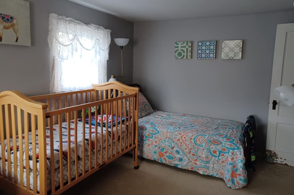 Photo of Bedroom in Punxsutawney
