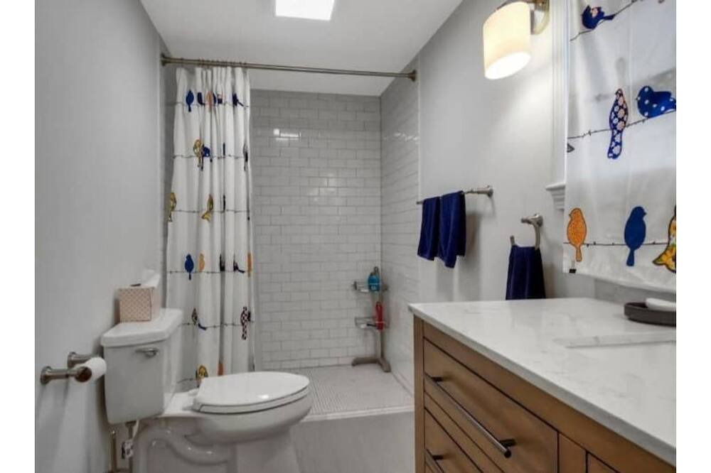 Photo of Bathroom in Litchfield