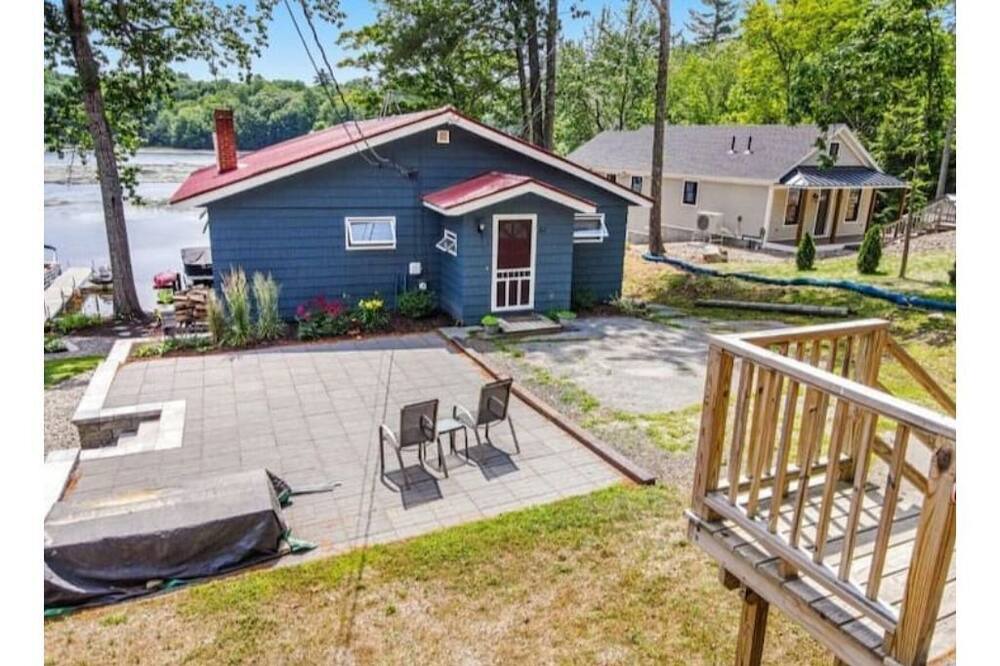 Photo of Outdoor in Litchfield