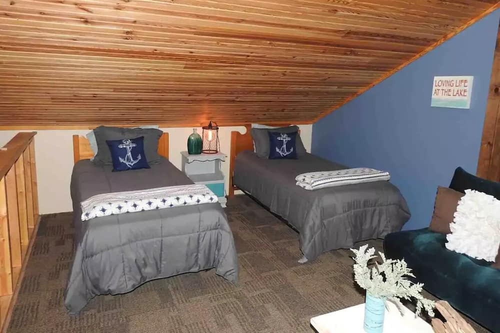 Photo of Bedroom in Alix