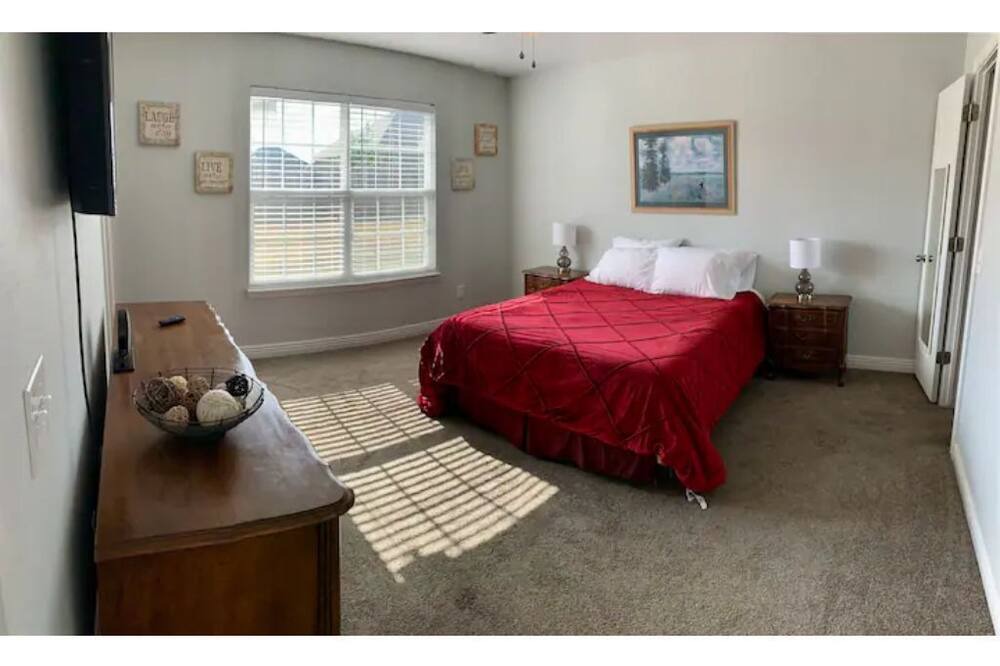 Photo of Bedroom in Prairie Grove
