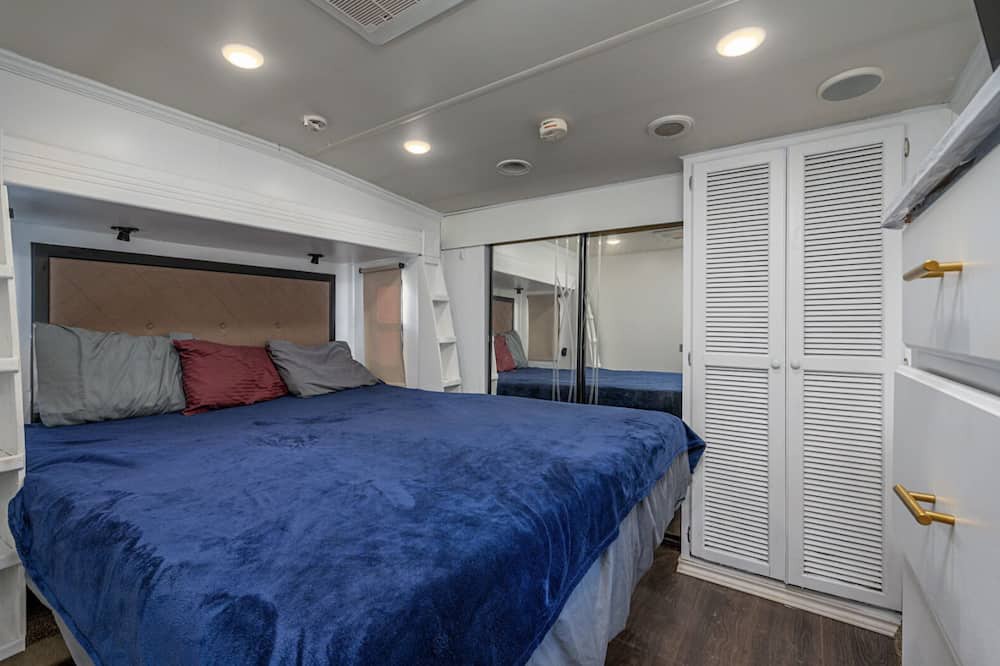 Photo of Bedroom in Lindale