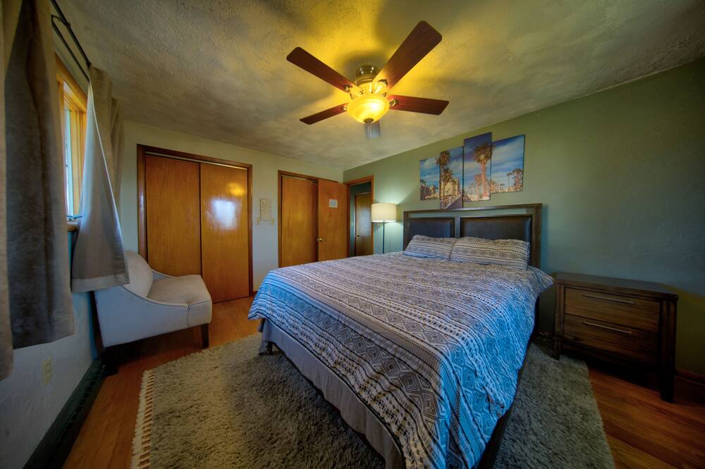 Photo of Bedroom in Grove City