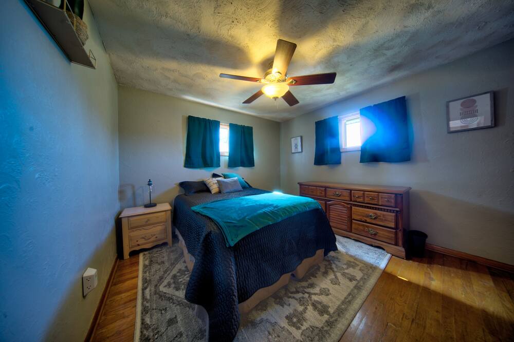 Photo of Bedroom in Grove City