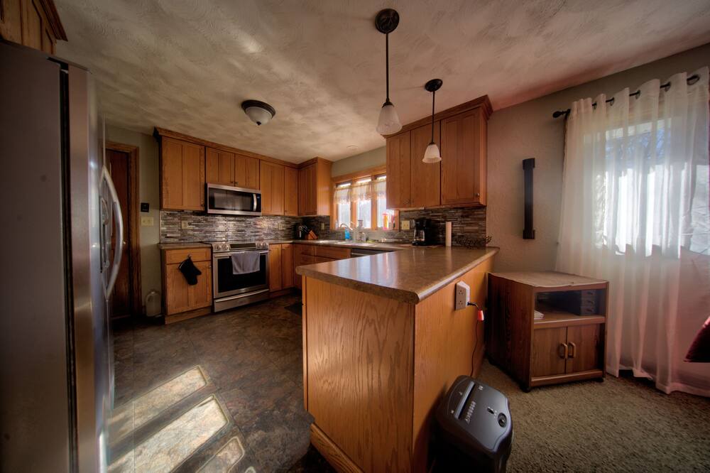 Photo of Kitchen in Grove City