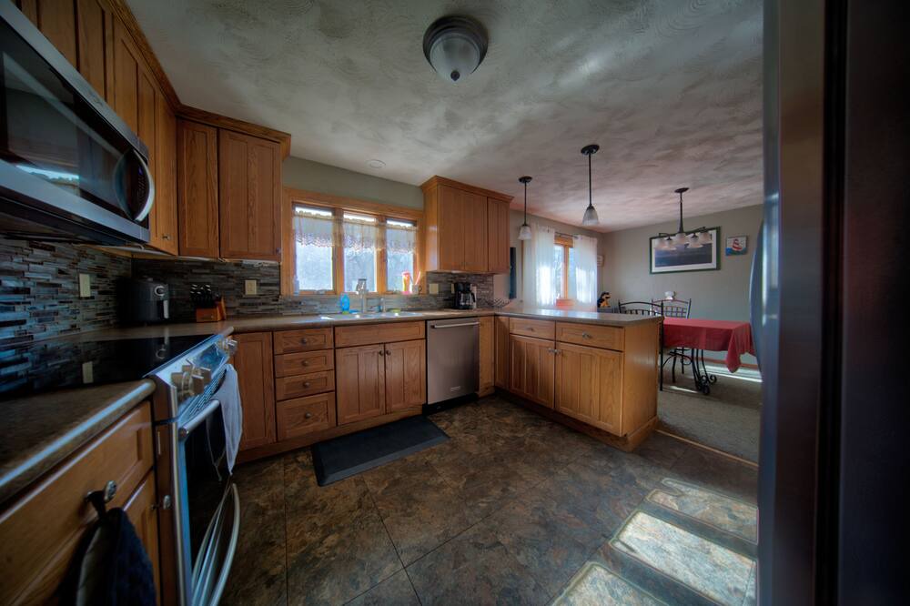 Photo of Kitchen in Grove City