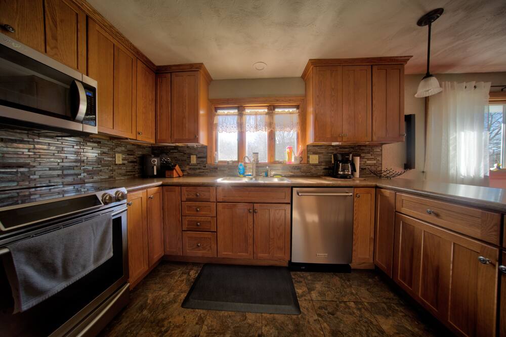 Photo of Kitchen in Grove City