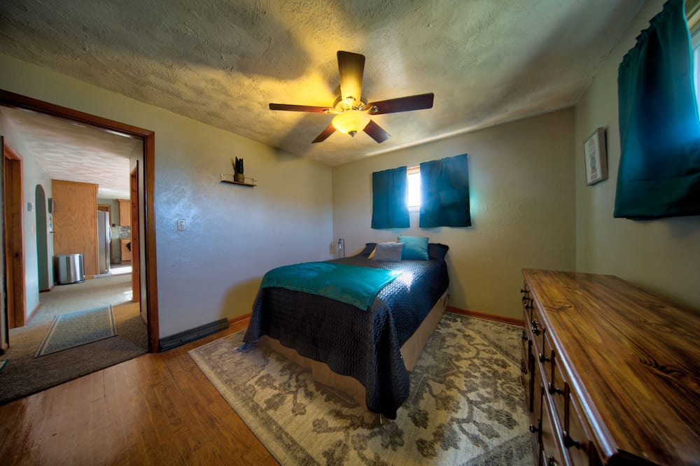 Photo of Bedroom in Grove City