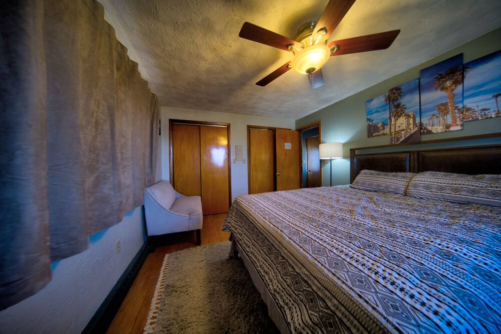 Photo of Bedroom in Grove City