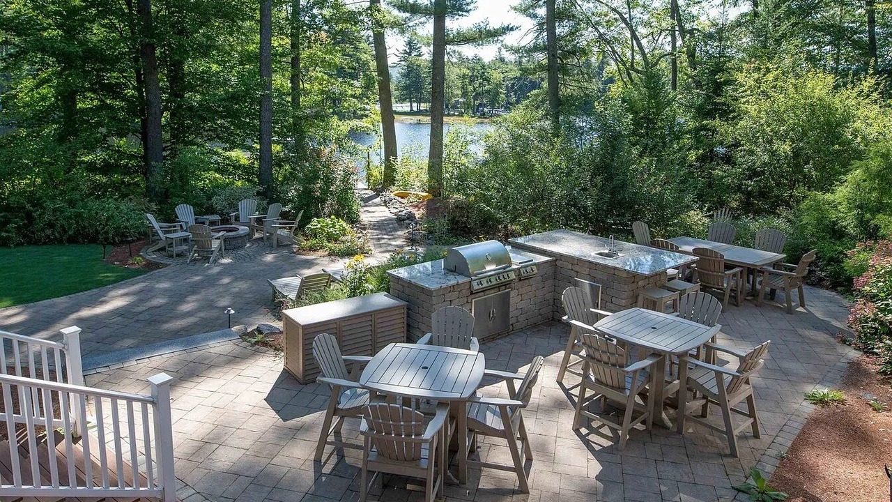Photo of Outdoor in Center Conway
