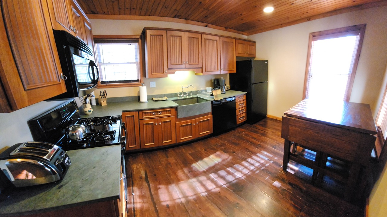 Photo of Kitchen in Center Conway
