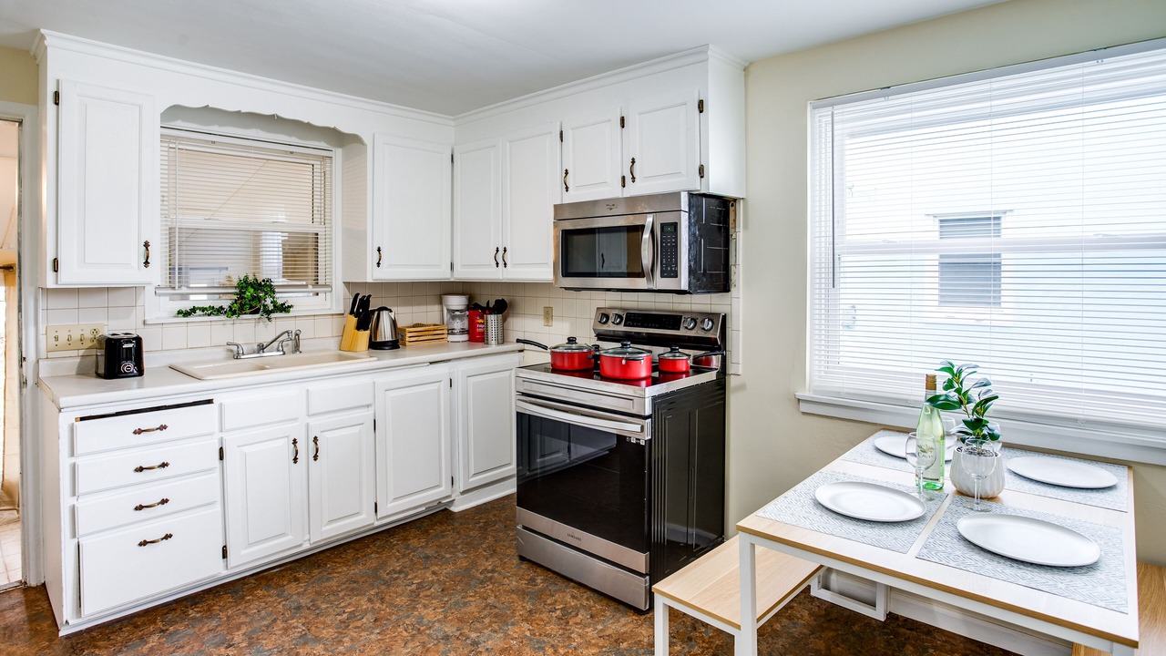 Photo of Kitchen in Gates-North Gates