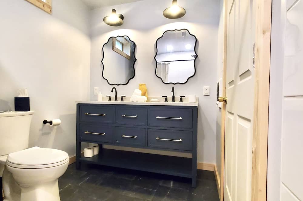 Photo of Bathroom in Irving