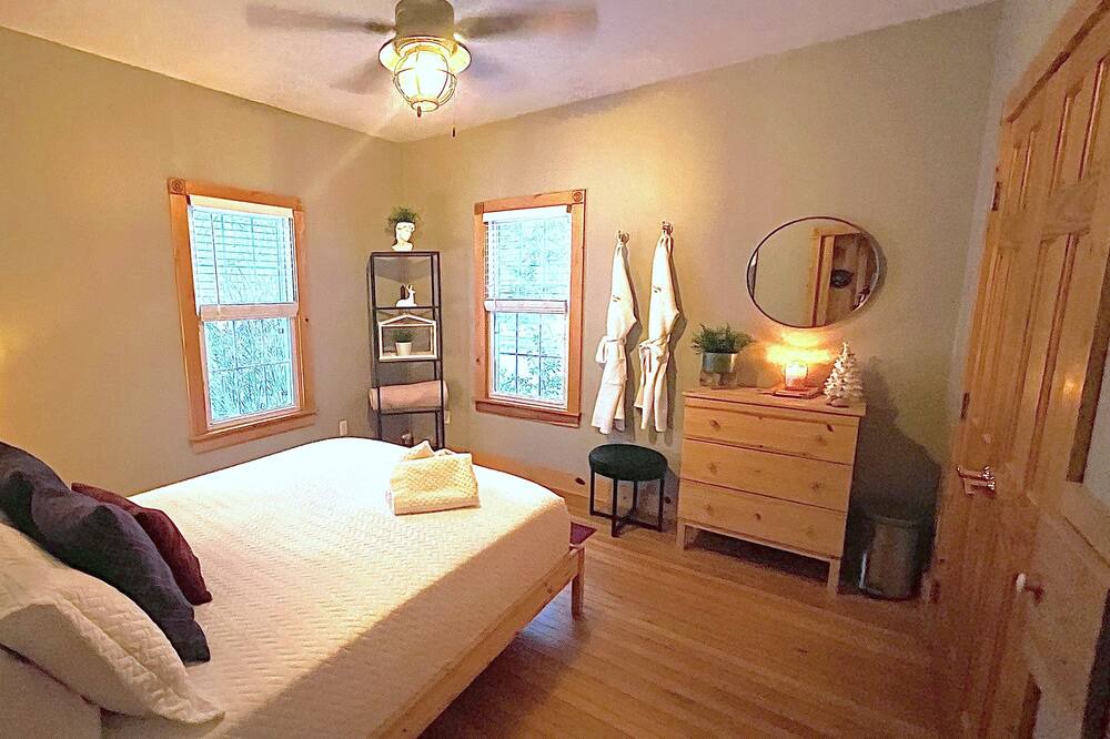Photo of Bedroom in Irving