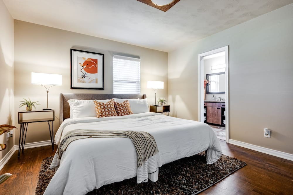 Photo of Bedroom in White Rock Hills