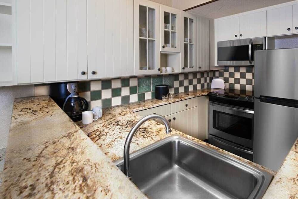 Photo of Kitchen in Bay Lake