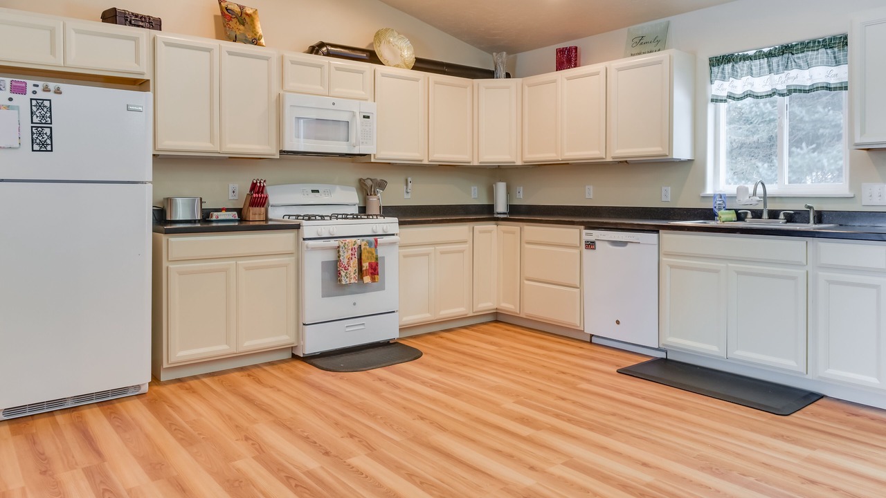 Photo of Kitchen in Diamond Ridge
