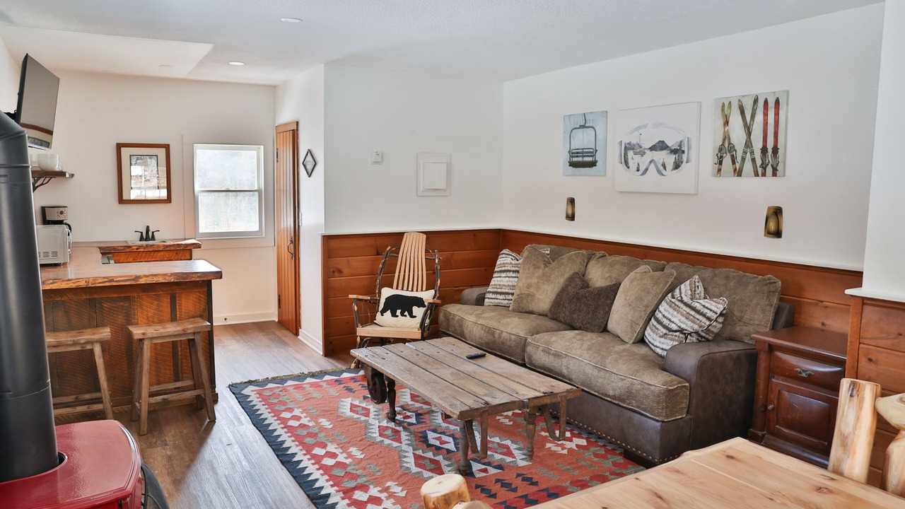 Photo of Livingroom in North Creek