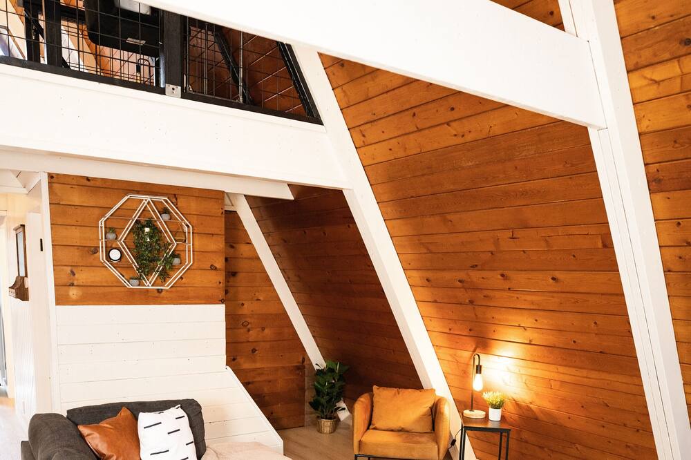 Photo of Livingroom in Tidioute