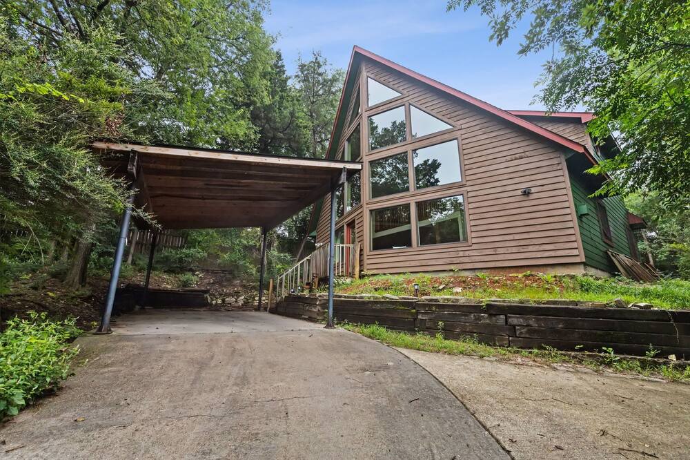 Photo of Outdoor in Oak Cliff
