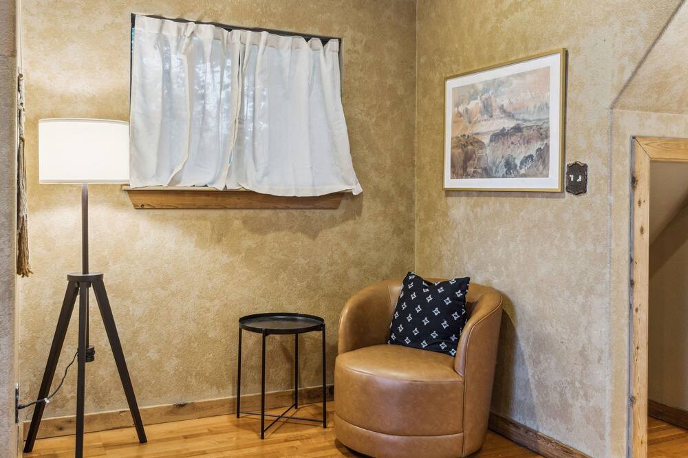 Photo of Others in Oak Cliff