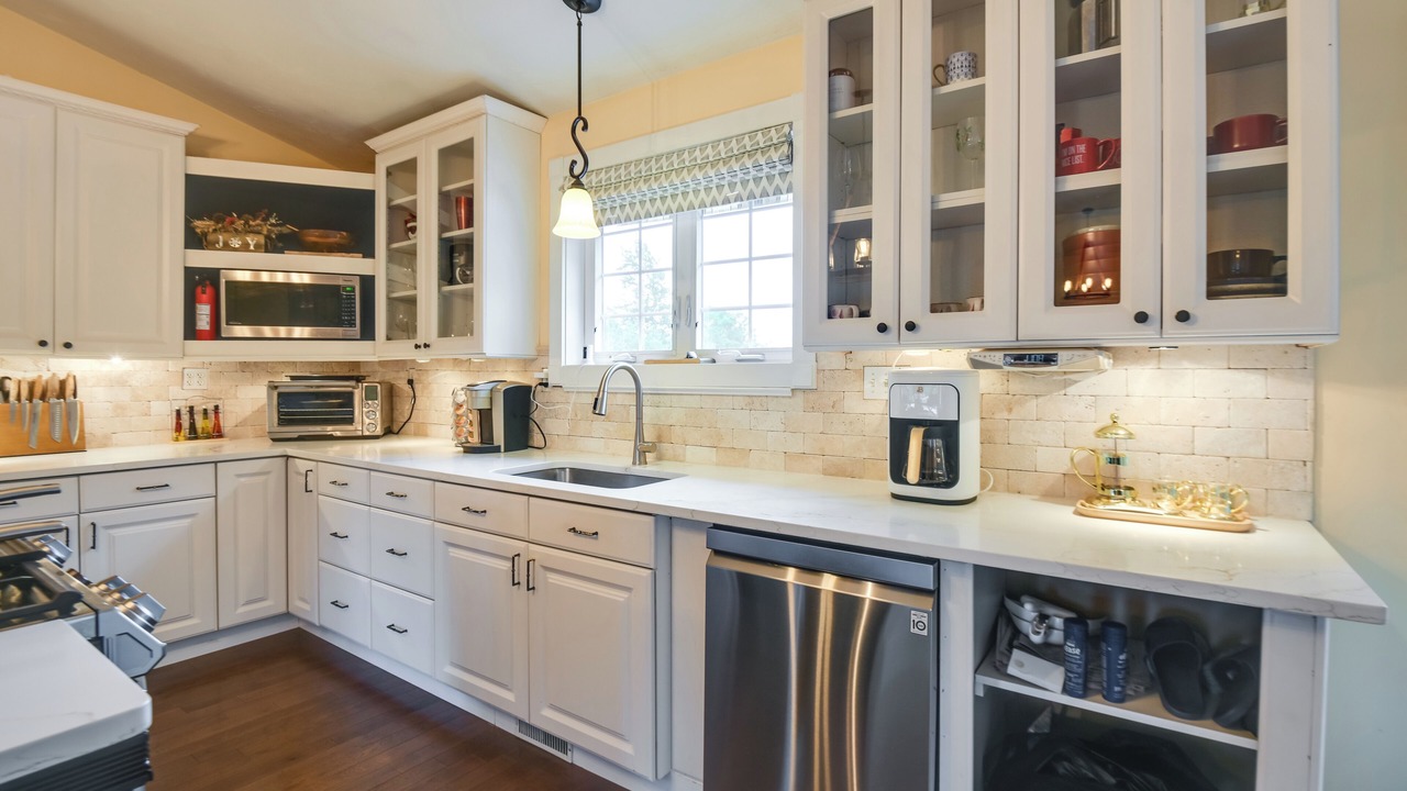 Photo of Kitchen in Center Conway