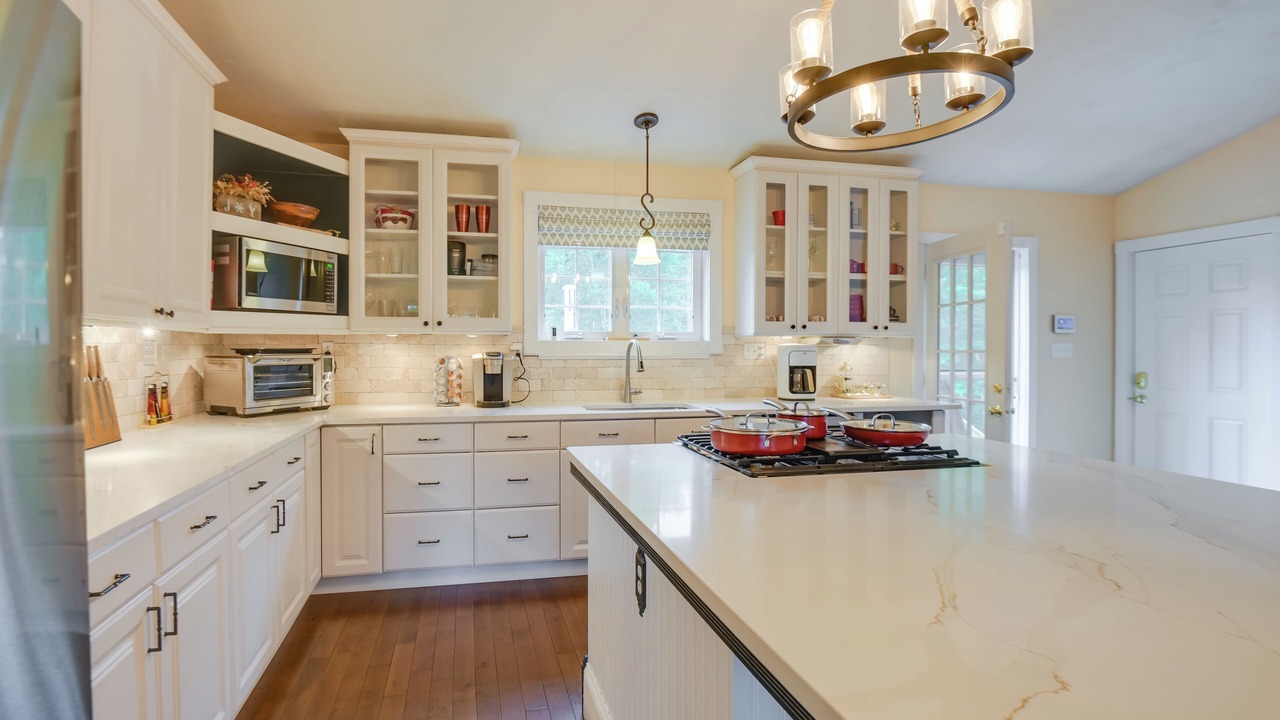 Photo of Kitchen in Center Conway