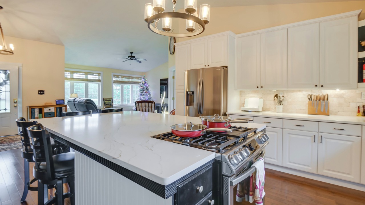 Photo of Kitchen in Center Conway