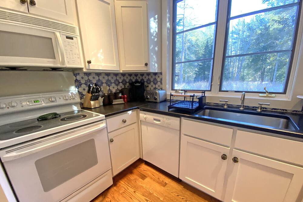 Photo of Kitchen in Hall Quarry