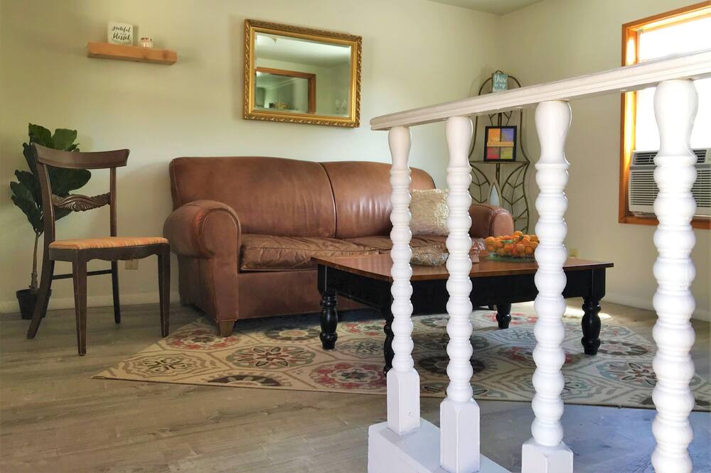 Photo of Bedroom in Midvale