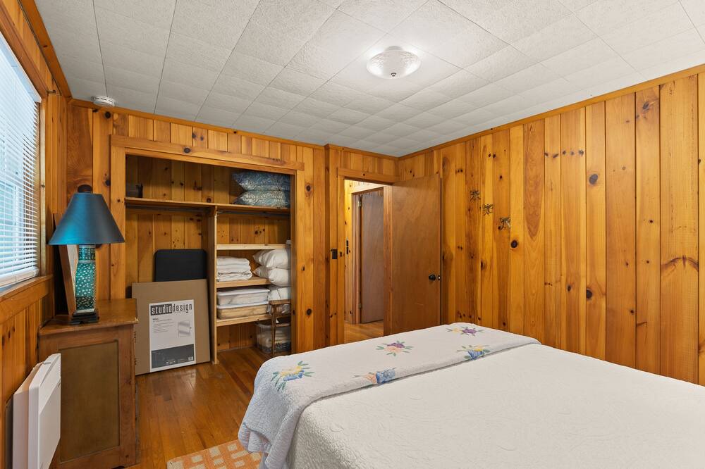 Photo of Bedroom in Highlands Hills