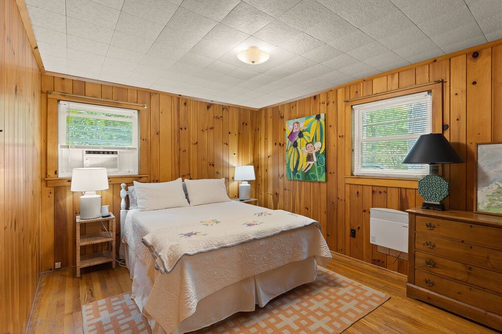 Photo of Bedroom in Highlands Hills