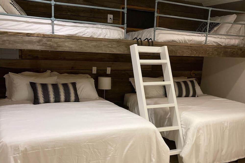 Photo of Bedroom in Log Cabin
