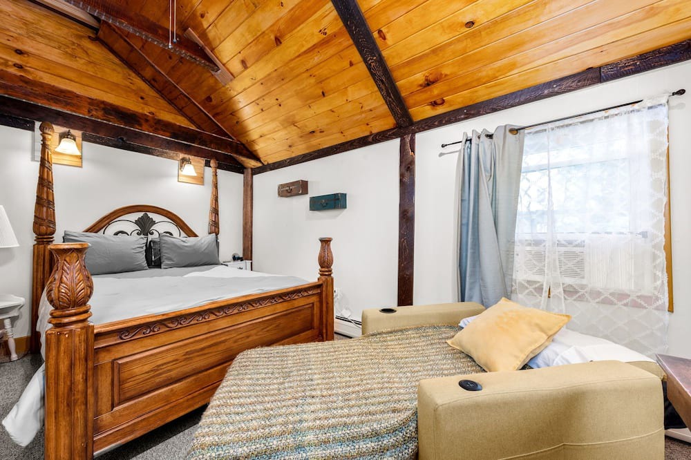 Photo of Bedroom in Montour Falls