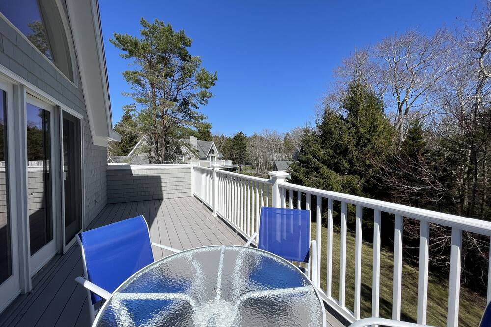 Photo of Outdoor in Isle of Springs