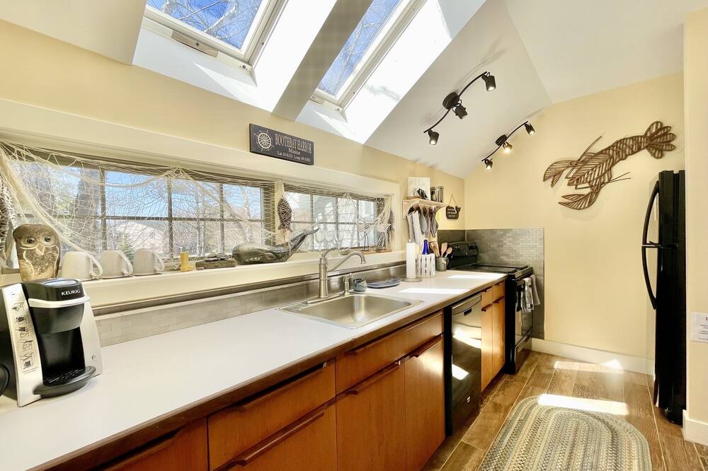 Photo of Kitchen in Isle of Springs