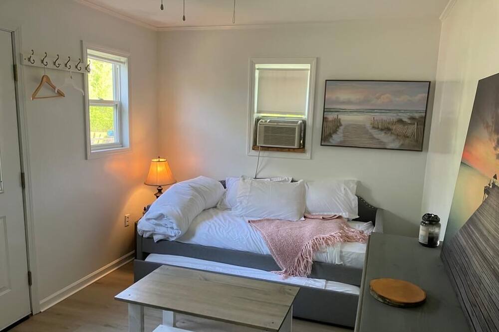 Photo of Bedroom in Lake George