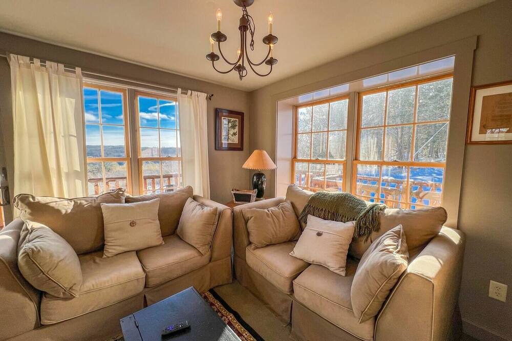 Photo of Livingroom in Bridgton