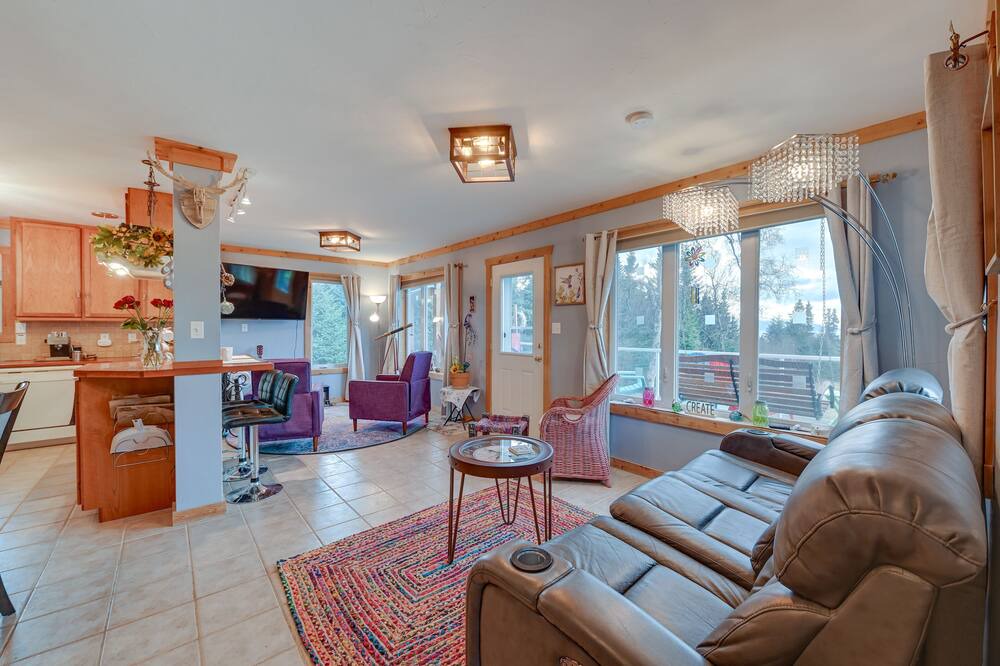Photo of Livingroom in Fritz Creek