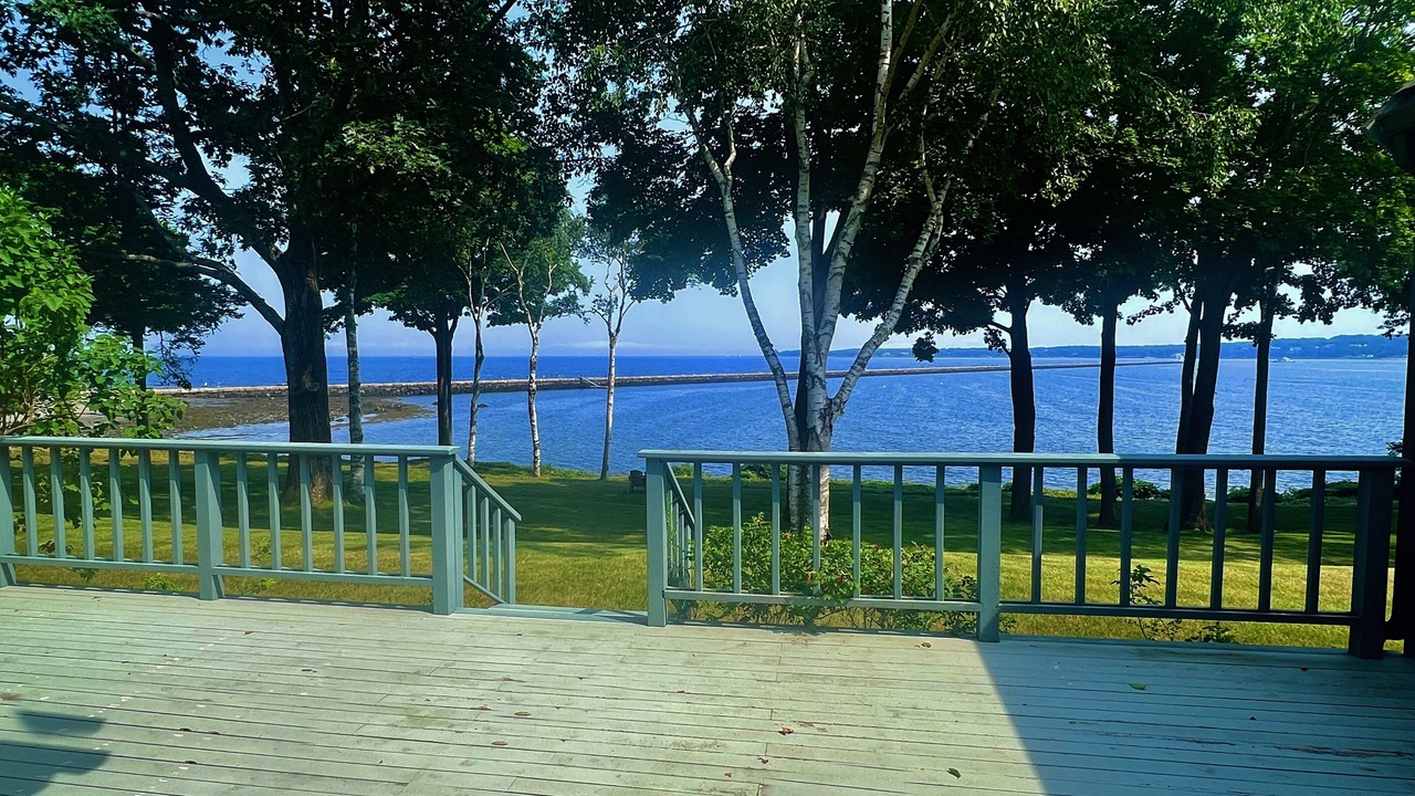 Photo of Outdoor in Glen Cove