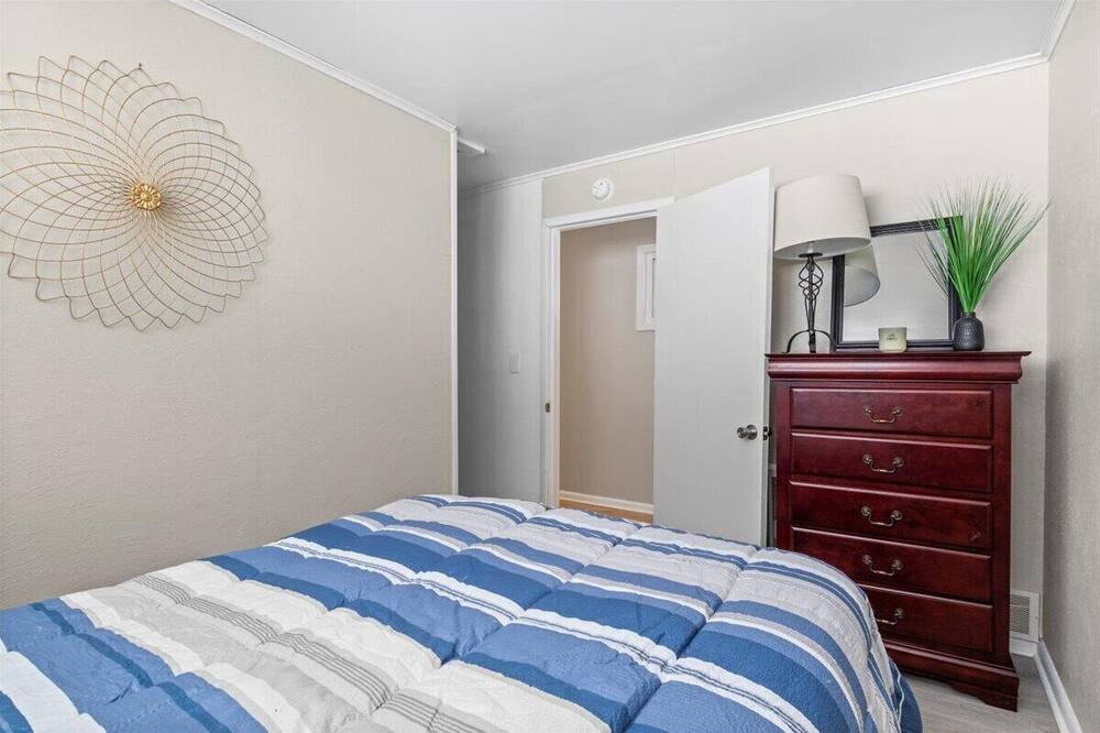 Photo of Bedroom in Naples