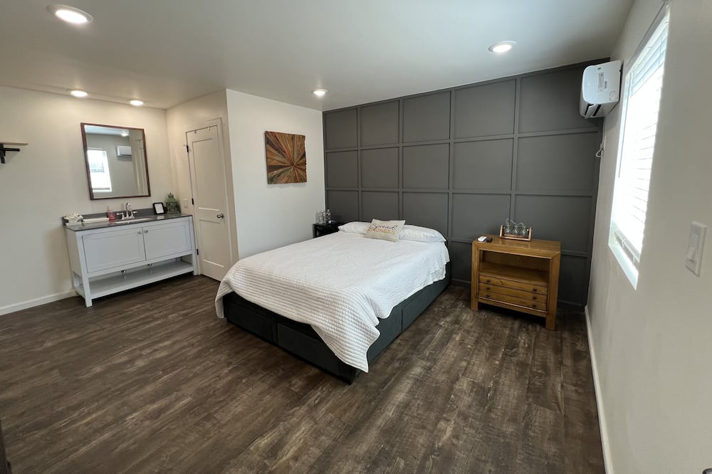 Photo of Bedroom in Mountainburg